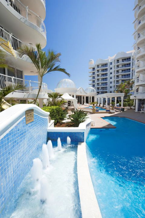 The Phoenician Resort - QLD Tourism 9