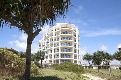 Regency On The Beach - Queensland Tourism 12