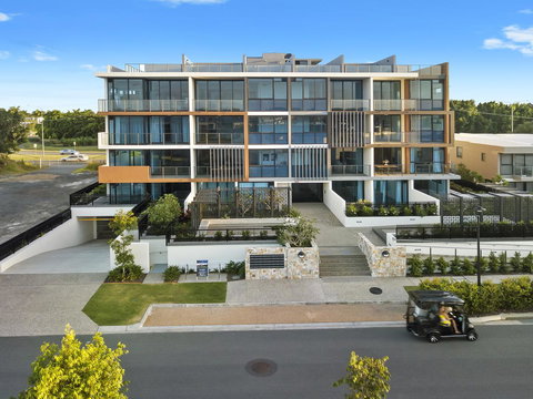 The Residences At The Peninsula - QLD Tourism 10