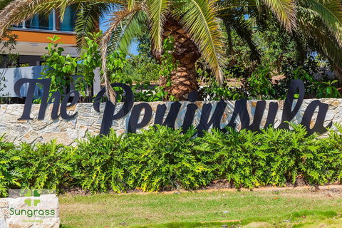 The Residences At The Peninsula - QLD Tourism 12