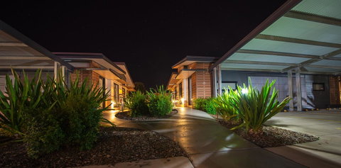 Room Motels Kingaroy - Queensland Tourism 13