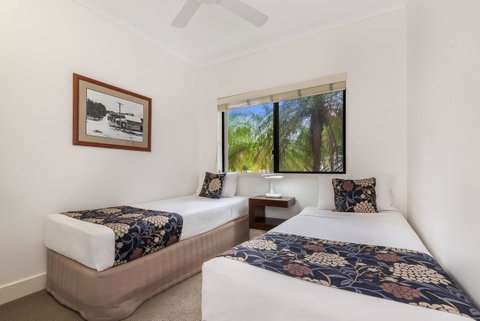 Mirra Chana - QLD Tourism 12
