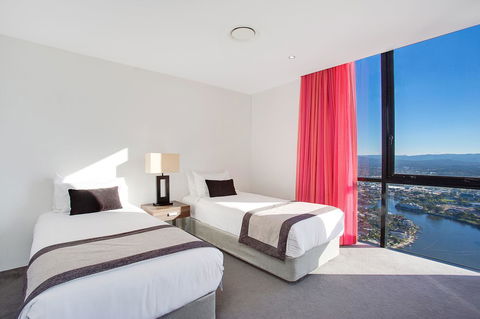 Mantra Circle On Cavill - Queensland Tourism 5