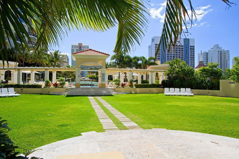 Towers Of Chevron - Private Apartment - Queensland Tourism 16