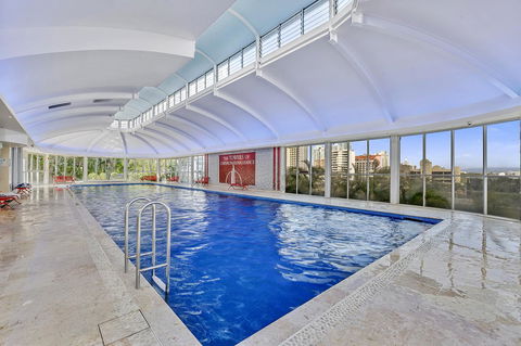 Towers Of Chevron - Private Apartment - Queensland Tourism 14