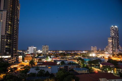 Woodroffe Hotel - QLD Tourism 28