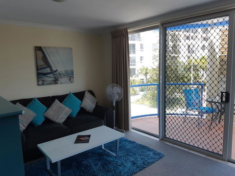 Surfers Beach Resort One - QLD Tourism 13