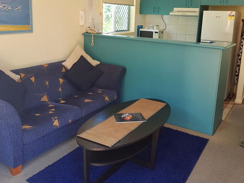 Surfers Beach Resort One - QLD Tourism 27