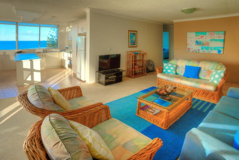 Oceania On Burleigh Beach - QLD Tourism 34