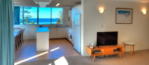 Oceania On Burleigh Beach - QLD Tourism 2