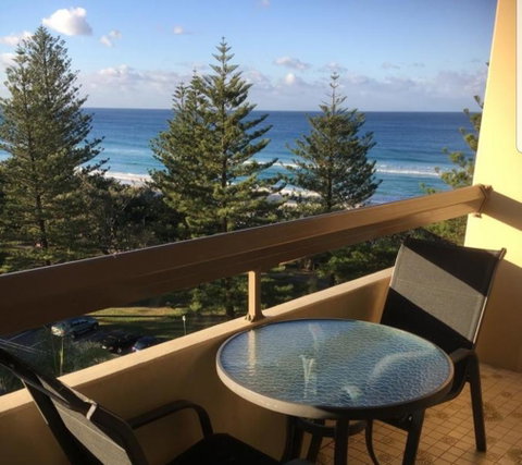 Oceania On Burleigh Beach - QLD Tourism 4