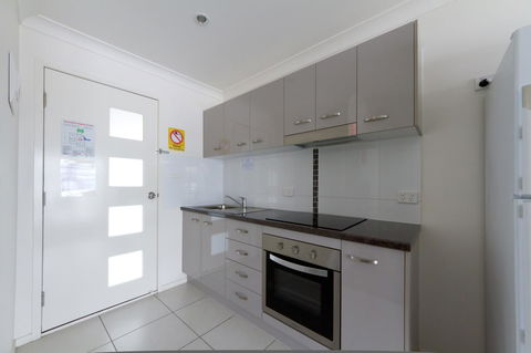 Rockhampton Serviced Apartments - Queensland Tourism 20