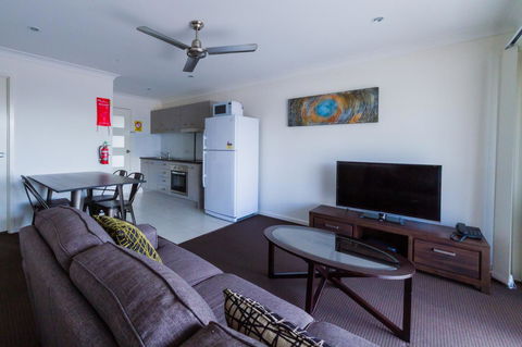 Rockhampton Serviced Apartments - Queensland Tourism 18