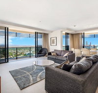Luxury 3 Bedroom in heart of Broadbeach - QLD Tourism