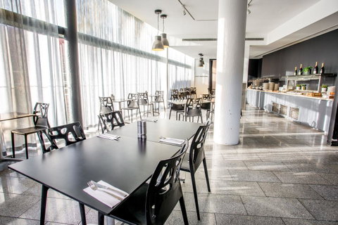Mercure Brisbane Spring Hill - QLD Tourism 10