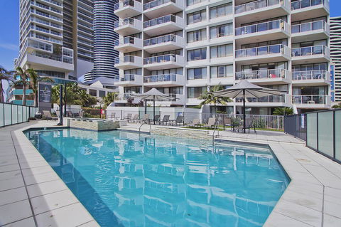 South Pacific Plaza - Official - QLD Tourism 0