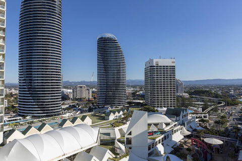 South Pacific Plaza - Official - QLD Tourism 6