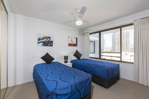 South Pacific Plaza - Official - QLD Tourism 22