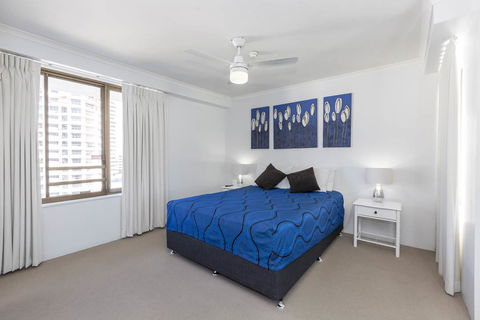 South Pacific Plaza - Official - QLD Tourism 24