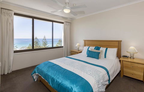South Pacific Plaza - Official - QLD Tourism 38