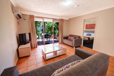 Turtle Beach Resort - QLD Tourism 20