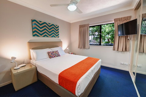 Turtle Beach Resort - QLD Tourism 15