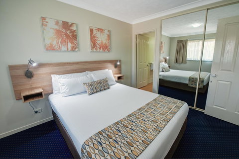 Turtle Beach Resort - QLD Tourism 23