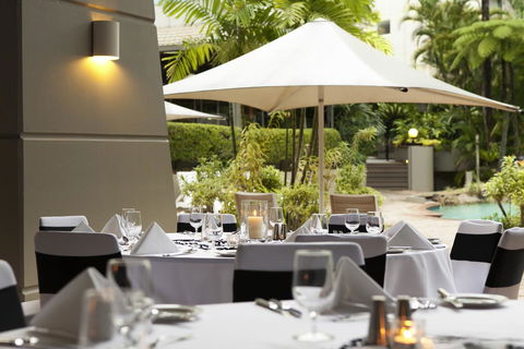 Novotel Cairns Oasis Resort - QLD Tourism 40