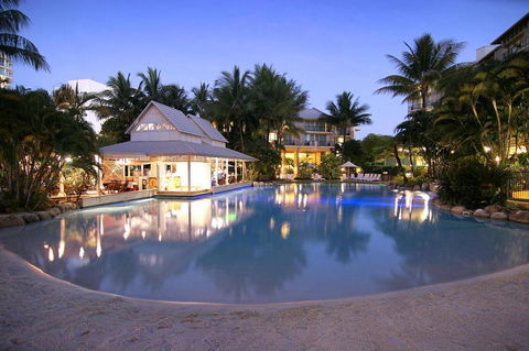 Novotel Cairns Oasis Resort - QLD Tourism 28