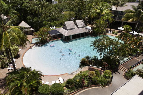 Novotel Cairns Oasis Resort - QLD Tourism 37