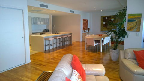 Coral Cove Apartments - QLD Tourism 29