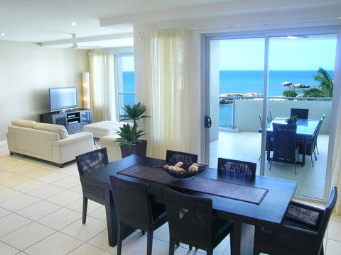 Coral Cove Apartments - QLD Tourism 15