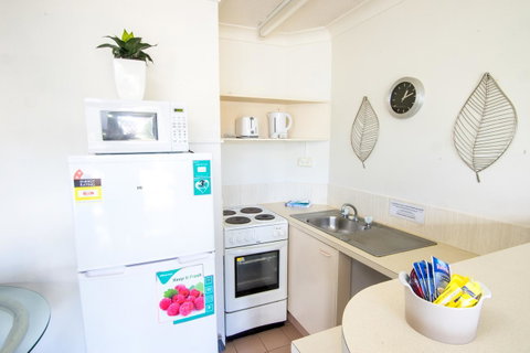 Bay Of Palms - Queensland Tourism 35