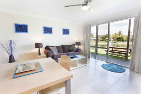 Bay Of Palms - Queensland Tourism 43