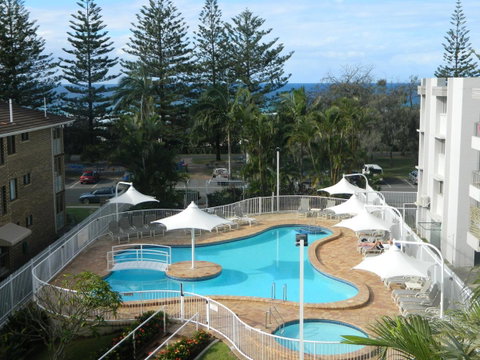 2nd Avenue Beachside Apartments - QLD Tourism 15
