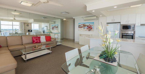 2nd Avenue Beachside Apartments - QLD Tourism 41