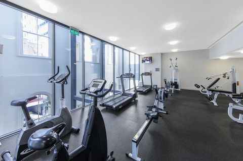 Oaks Brisbane On Charlotte Suites - QLD Tourism 5