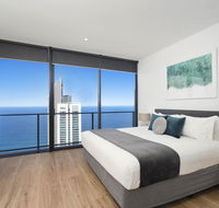 Circle on Cavill - GCLR - Queensland Tourism