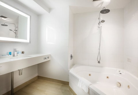 Amora Hotel Brisbane - QLD Tourism 16