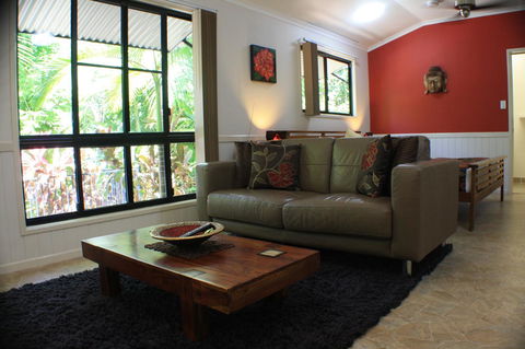 Boutique Bungalows - QLD Tourism 34