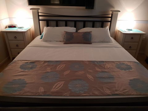 Boutique Bungalows - QLD Tourism 6