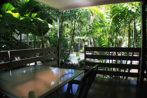 Boutique Bungalows - QLD Tourism 36
