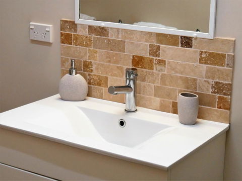 Boutique Bungalows - QLD Tourism 11