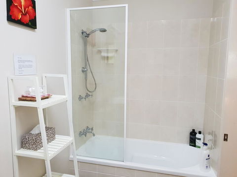 Boutique Bungalows - QLD Tourism 2
