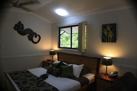 Boutique Bungalows - QLD Tourism 44
