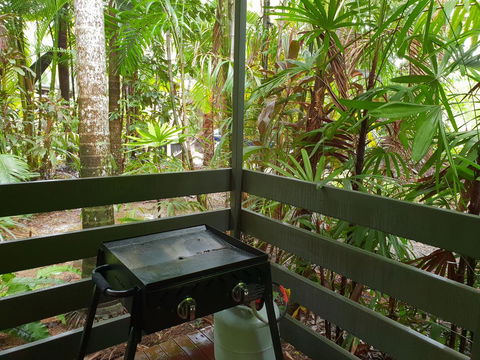 Boutique Bungalows - QLD Tourism 1