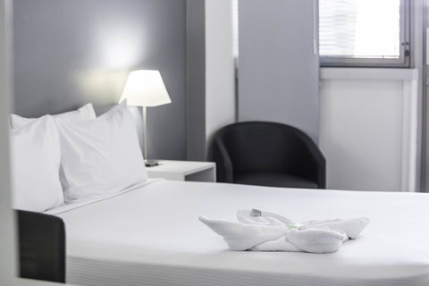 George Williams Hotel - QLD Tourism 13