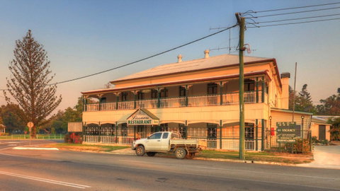 The Park Motel - QLD Tourism 7