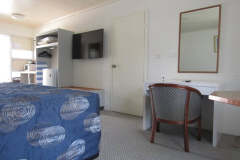 The Park Motel - QLD Tourism 5