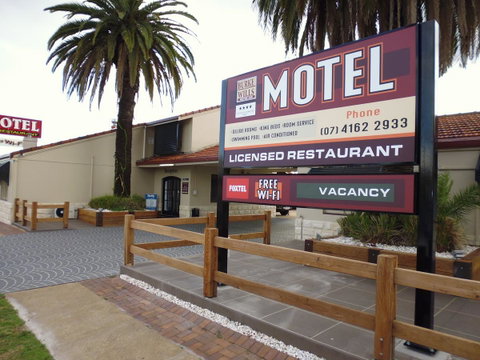 Burke & Wills Motor Inn - Queensland Tourism 20